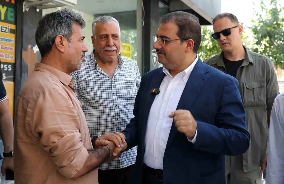 Başkan Canpolat, Bahçelievler’de Esnaf ve Vatandaşlarla Buluştu