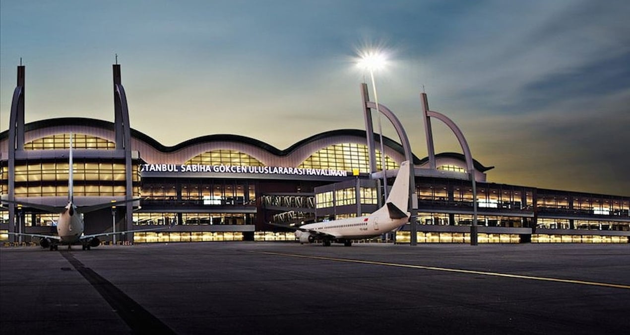 olu tavsan havalimanini birbirine katti TWYSxQ2l