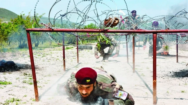 Suriye askerine komando eğitimi