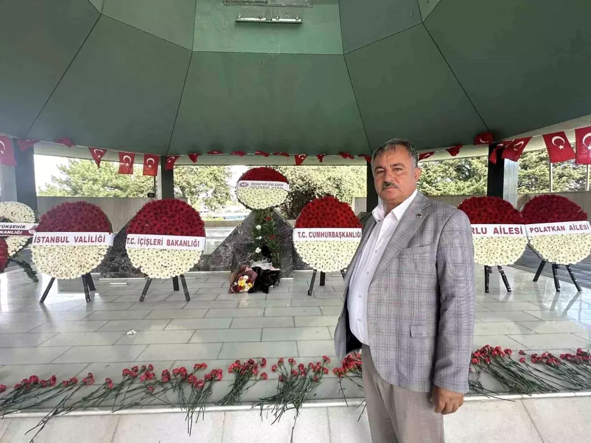 Beyağaç Belediye Başkanı Pütün, Demokrasi Şehitlerini Andı