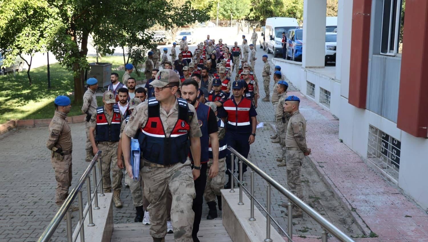 Kayıp kuzenler soruşturmasında 2 yıl sonra yeni operasyon: 5 kişi tutuklandı