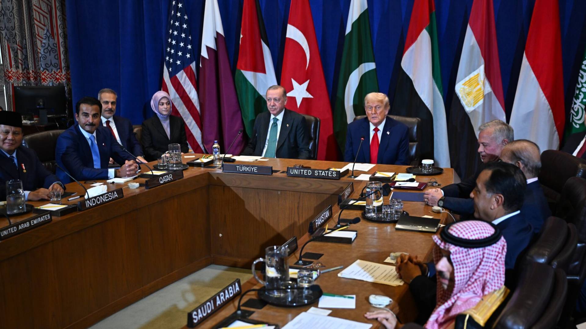 Murat Yetkin: Trump’ın Erdoğan’ı toplantıda yanına, baş köşeye oturtmasının anlamı…