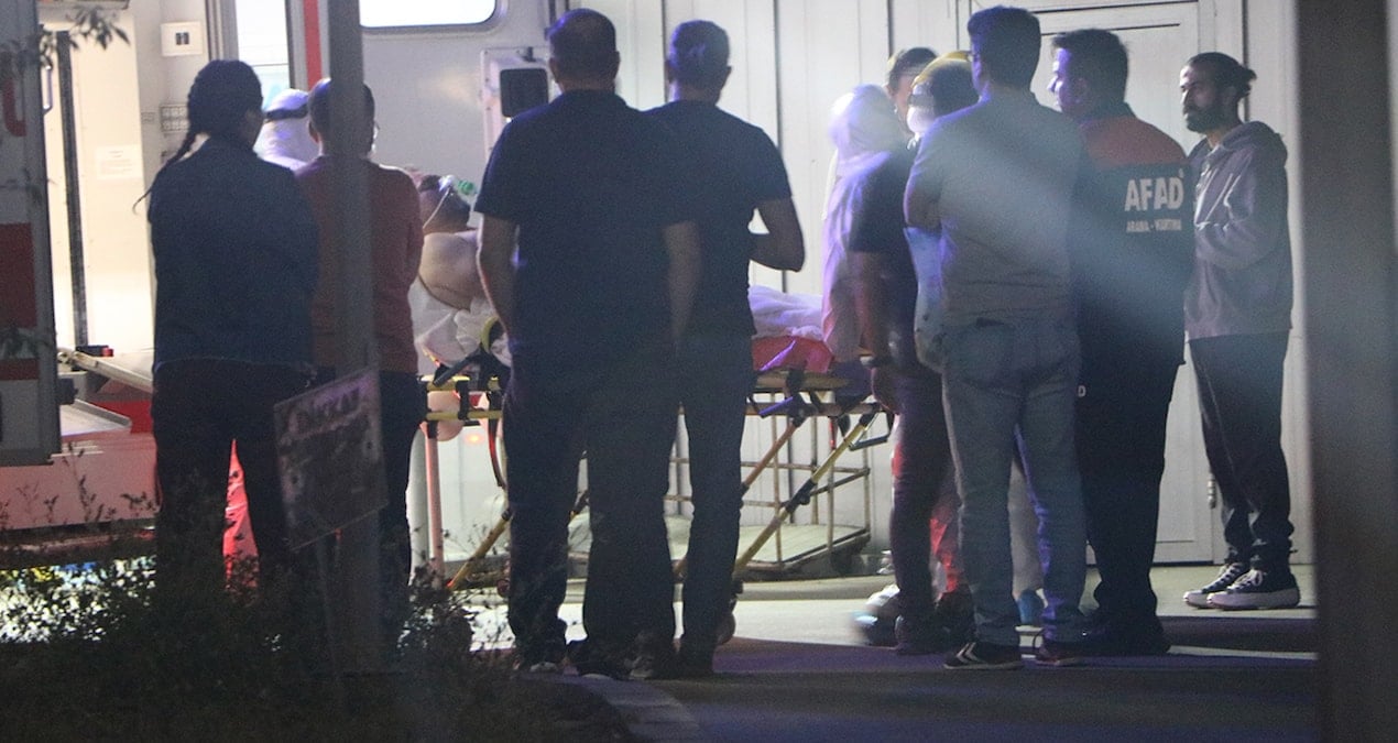 Otomobilin yakıt deposundan çıktı: 2’si ağır 9 polis zehirlendi