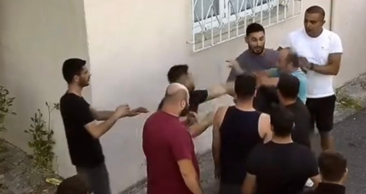 tartistiklari kisiyi dovmek icin gelip annesini darbettiler J1JiOgSj