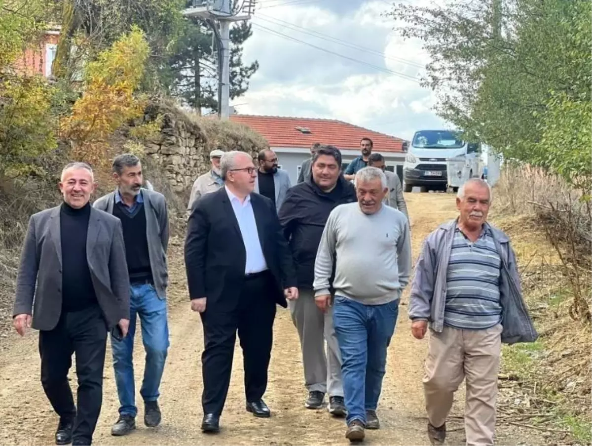 AK Parti Bilecik Milletvekili ve İl Başkanı Rızapaşa Köyü’nde Vatandaşlarla Buluştu