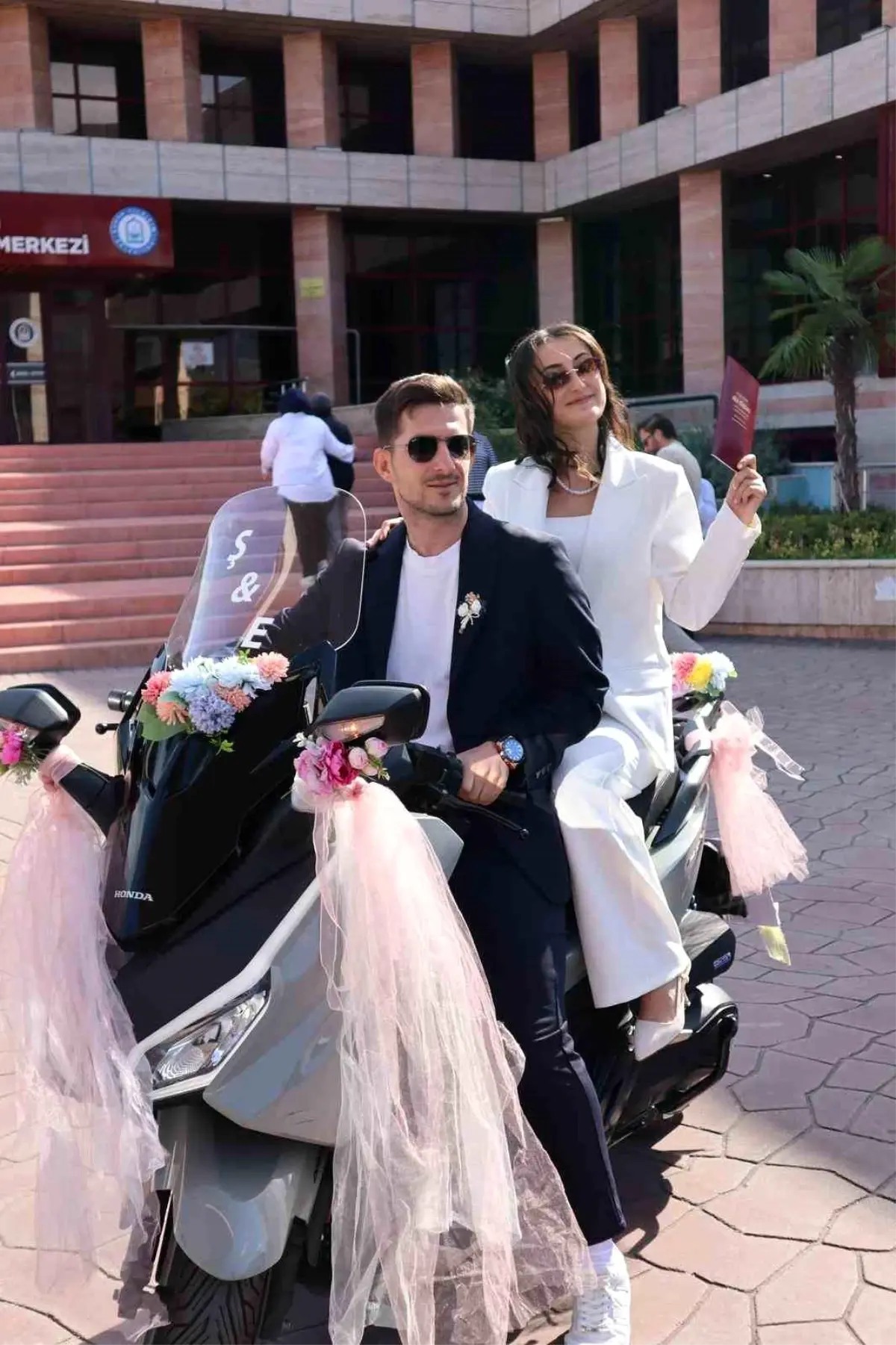 Motosikletli Düğün Konvoyu