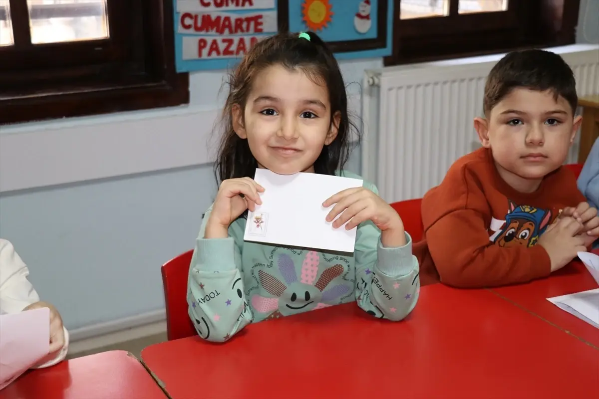 Amasya’da Öğrencilerden Asker ve Polislere Mektup