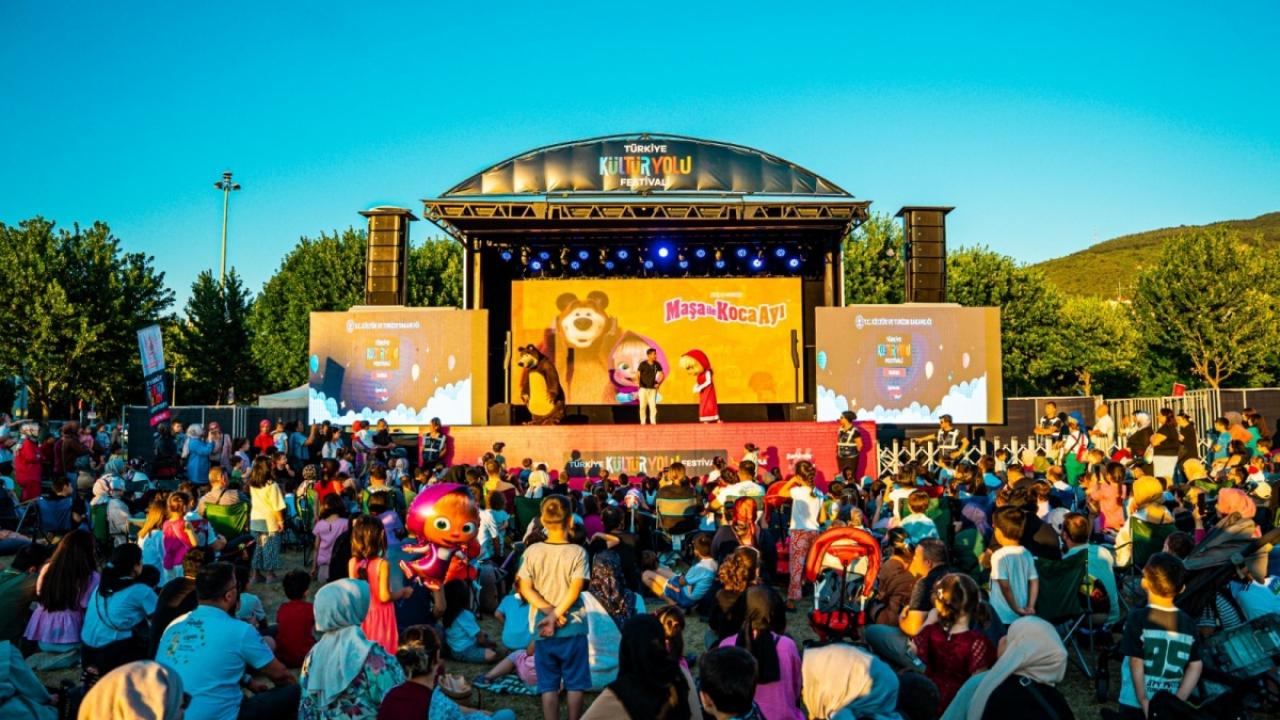 Bakan Ersoy açıkladı: Türkiye Kültür Yolu Festivali, 2026 yılında 32 şehre çıkıyor!