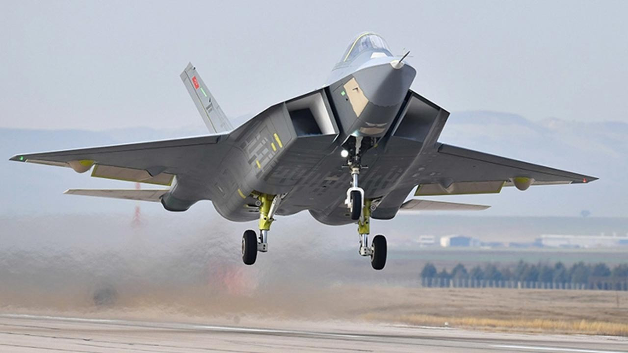 Bakan Güler’den Milli Muharip Uçak KAAN açıklaması