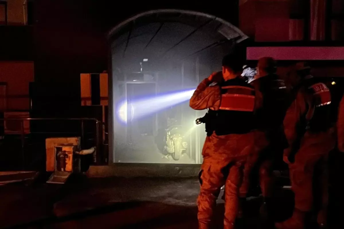 Belen’de Yangın: 2 Ölü, 14 Yaralı