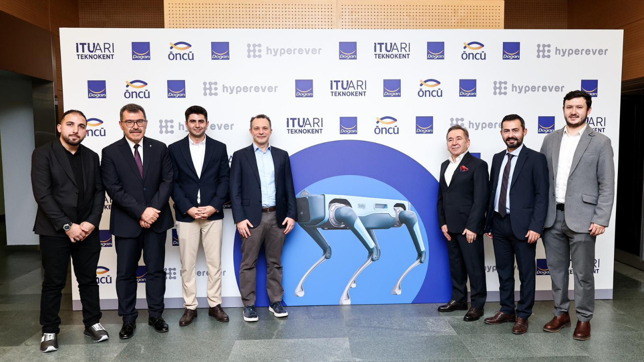 Türkiye’nin AI destekli dört bacaklı robotu Proteo V1 için dev adım