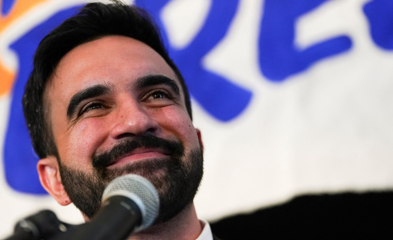 Zohran Mamdani kimdir, nereli, kaç yaşında? New York’un ilk Müslüman belediye başkanı Zohran Mamdani’nin biyografi bilgileri