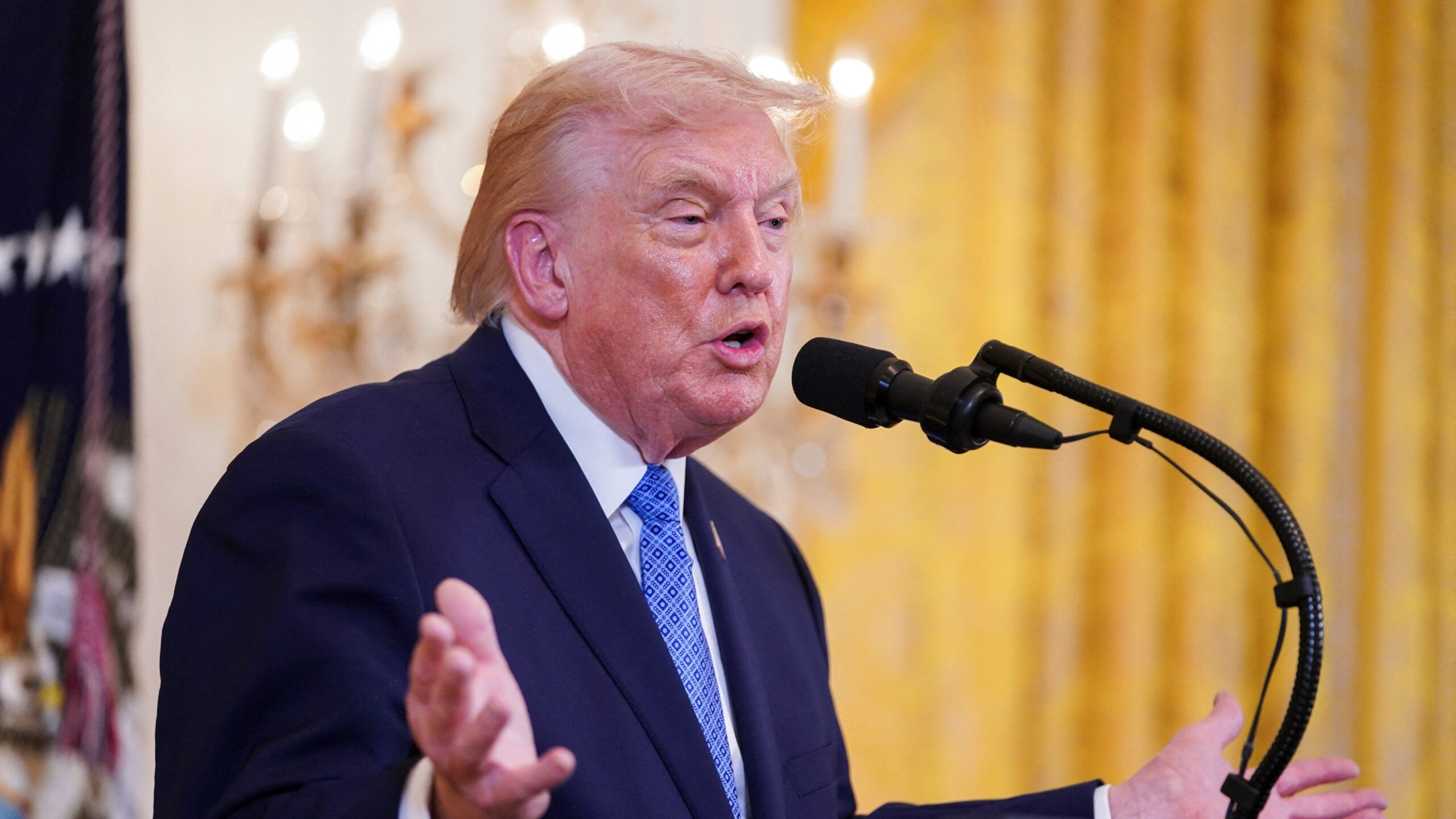 ABD Adalet Bakanlığı’nda Epstein dosyaları mesajı. “Trump’a ait tüm materyaller yayınlanacak”