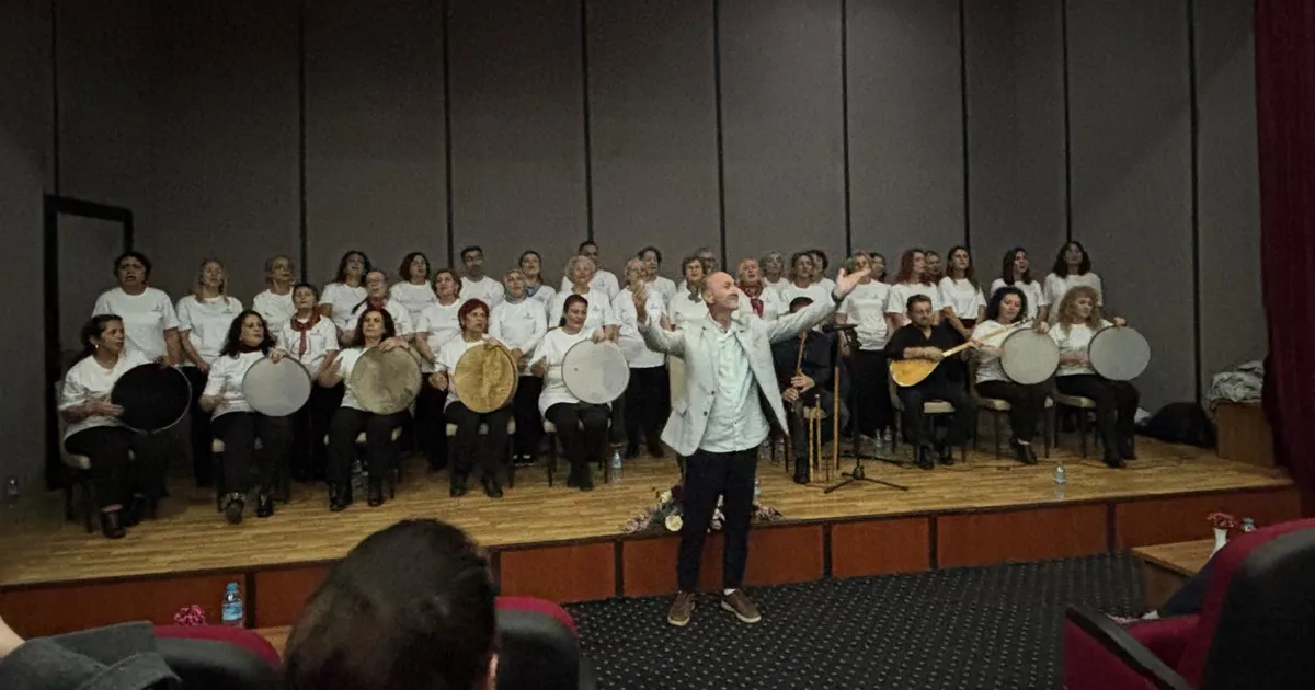 ‎Gençleşen Türkülerden Yurttan Sesler sürprizi