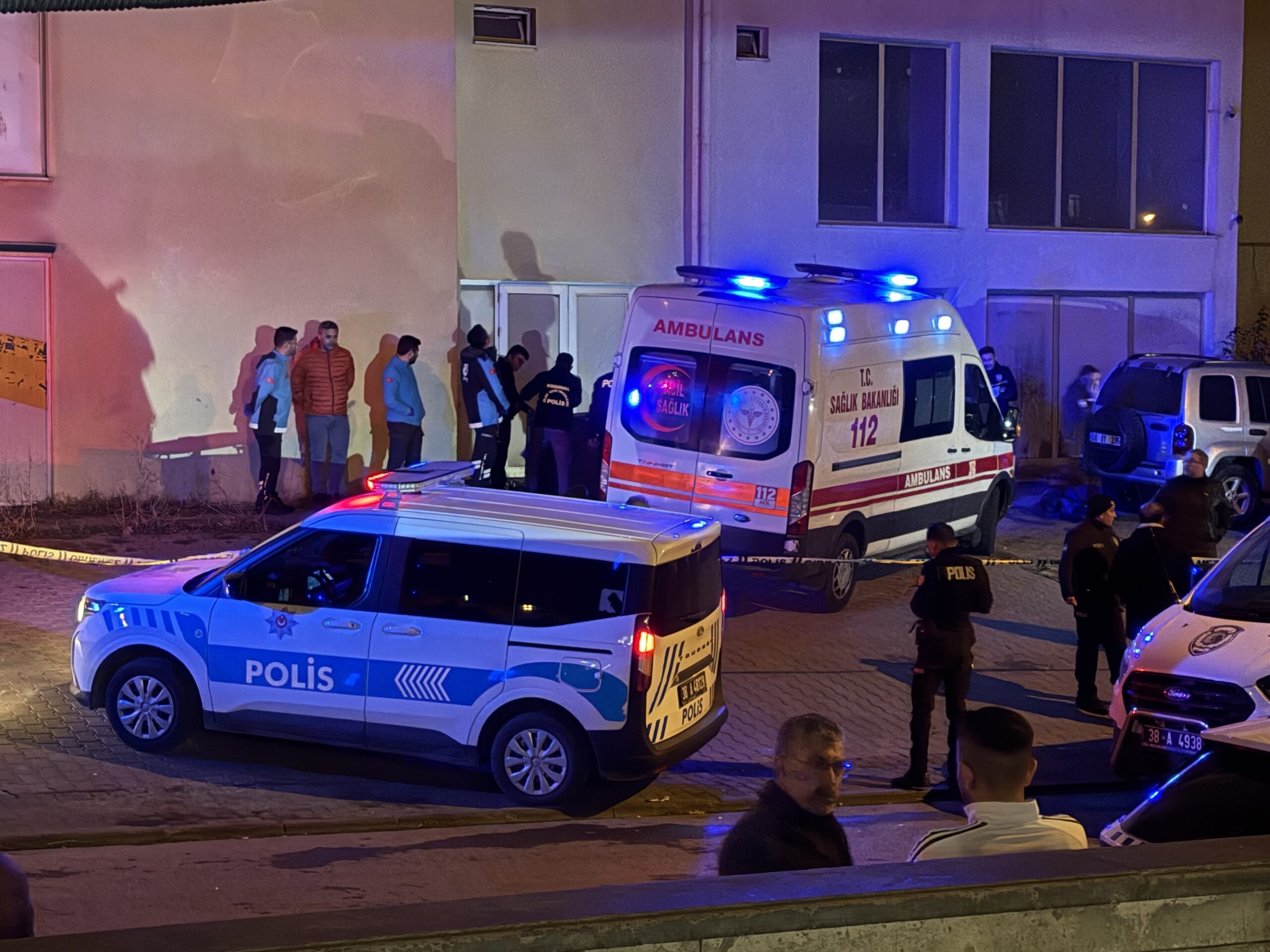 Kayseri’de 11. kattan düşen çocuk hayatını kaybetti