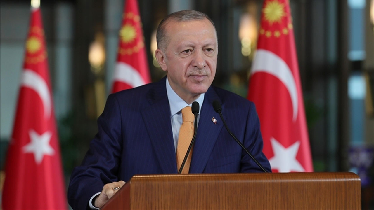 Cumhurbaşkanı Erdoğan'dan Berat Kandili mesajı