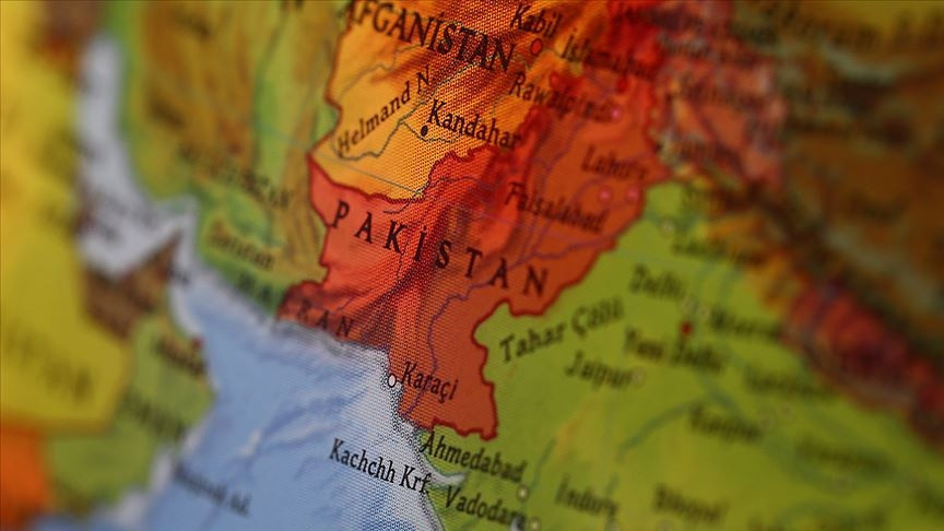 Pakistan’da bombalı saldırı: 3 kişi öldü, 3 saldırgan etkisiz hale getirildi