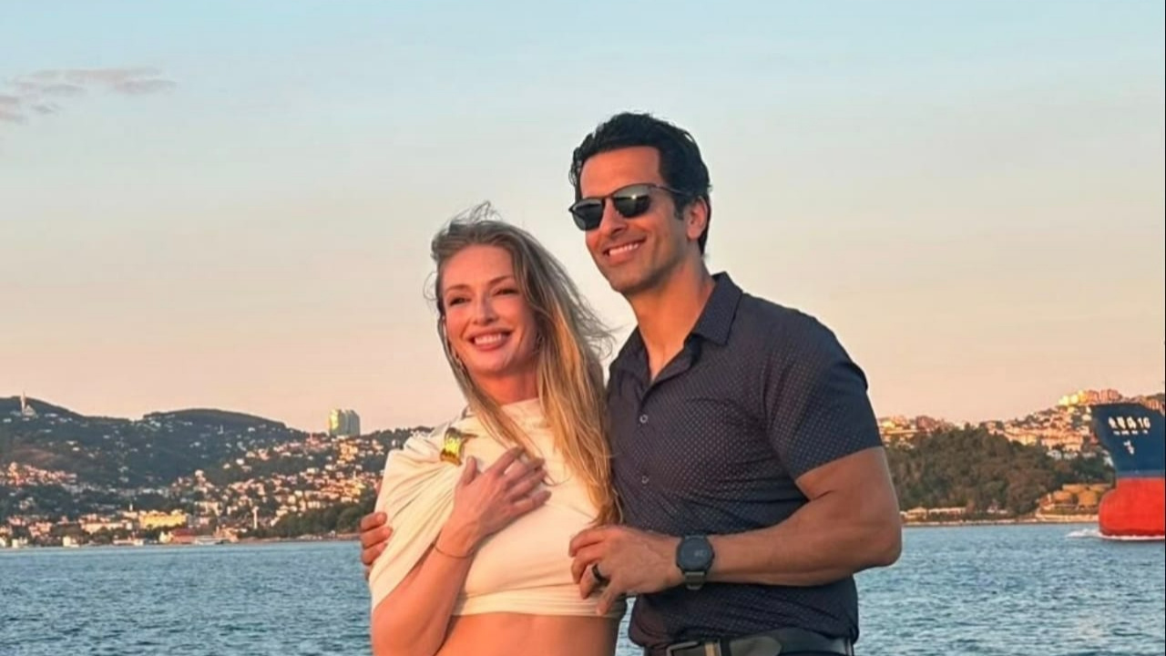 Yasemin kay allena esinden servet degerinde dogum gunu surprizi KN2LgirC